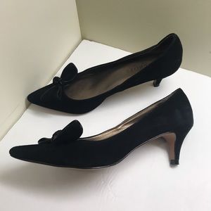 Talbots black heels